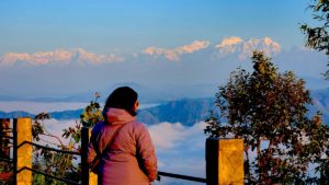 Mariela looking at the sunrise in Bandipur.