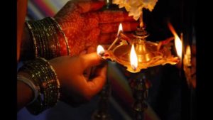 Praying lamp